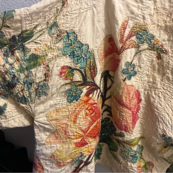 Magnolia Pearl floral kimono - Picture 7 of 16